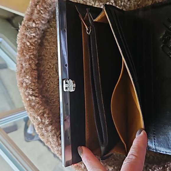 Patricia Nash Wallet - Picture 3 of 4